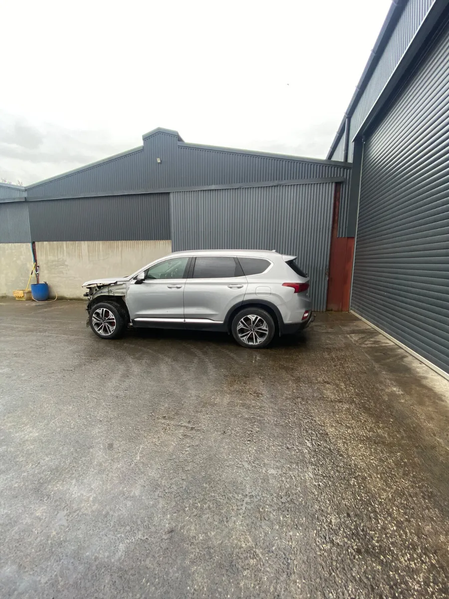 2022 Hyundai Santa Fe for breaking - Image 1