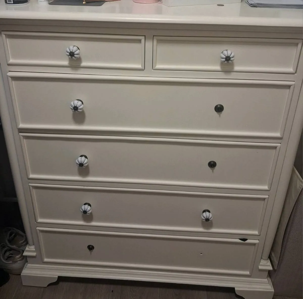 Wardrobe and chest of drawers - Image 2
