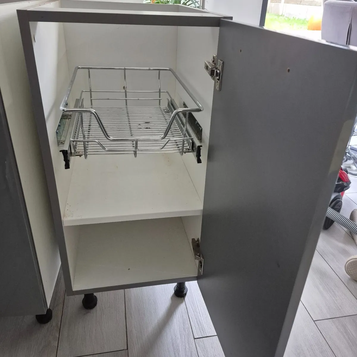 Kitchen cabinets - Image 2
