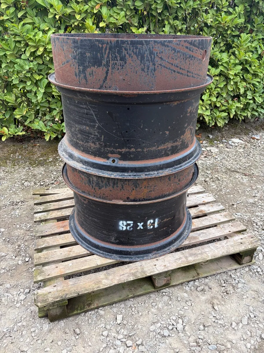 Stocks dual wheel rims - Image 2