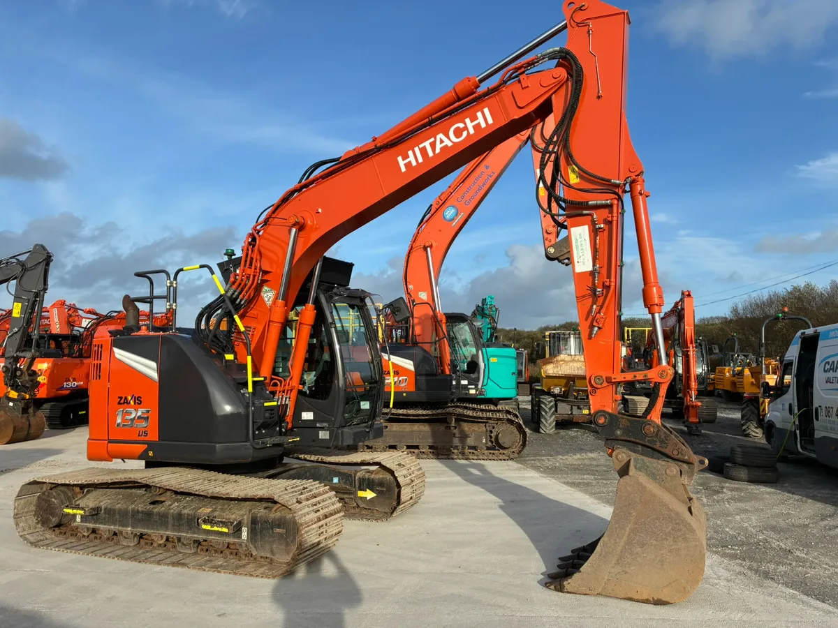 Hitachi ZX135US-7 - Image 4