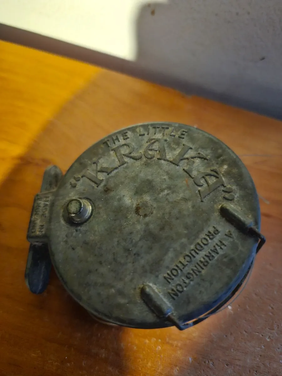 Vintage Fishing Reel - Image 2