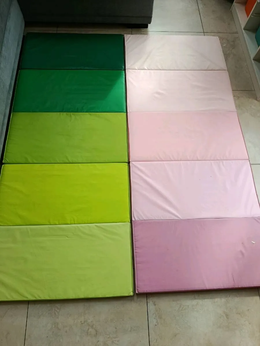 Gymnastics mats - Image 1