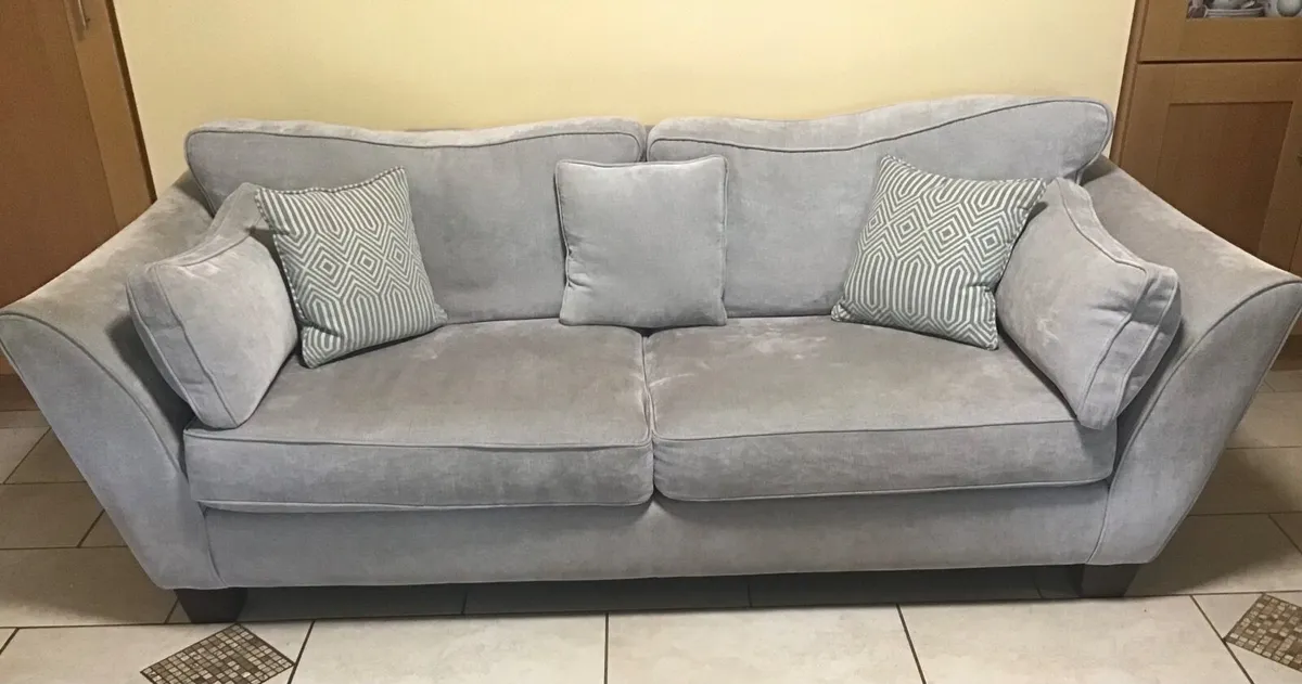 4 Seater Sofa - Image 1