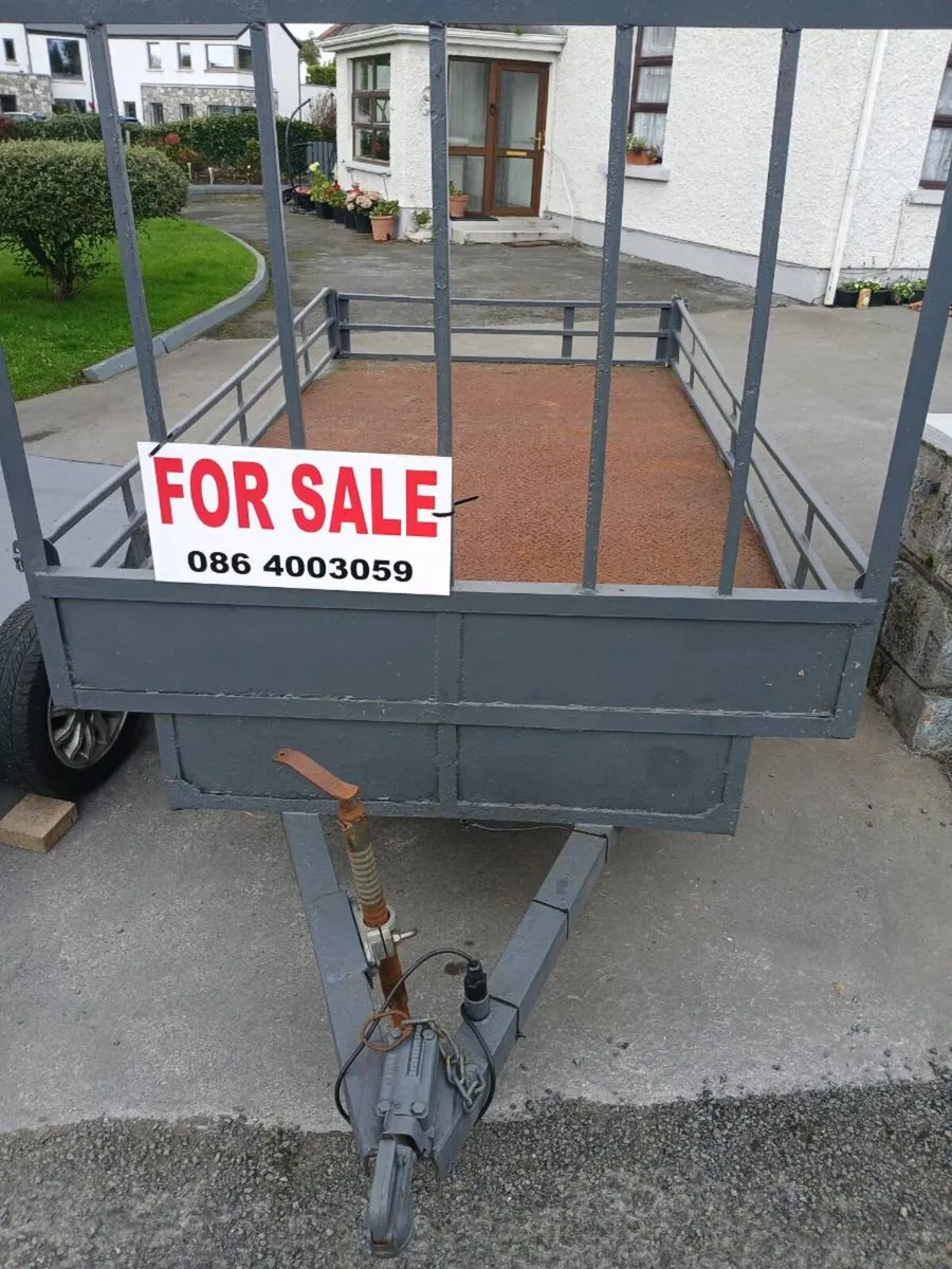 TRAILERS - Image 2