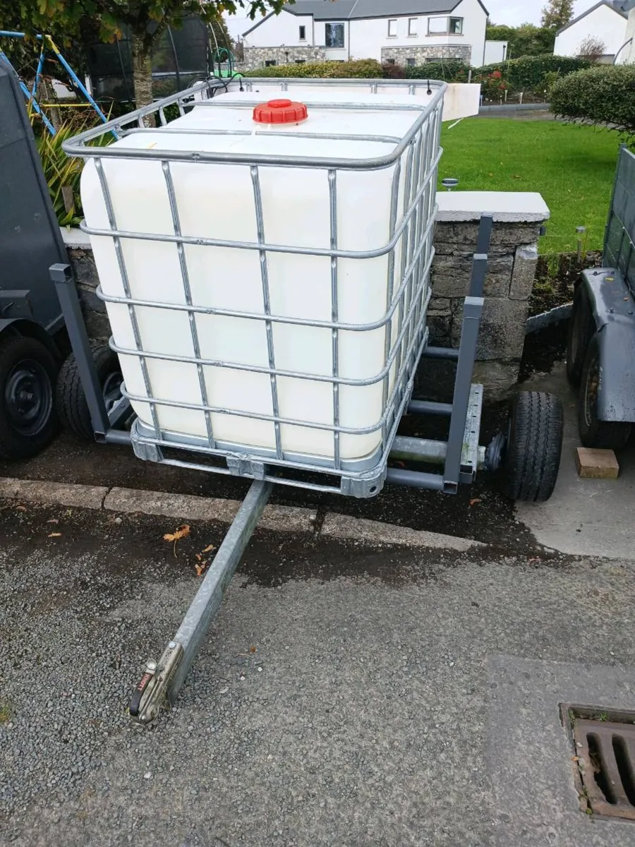 TRAILERS - Image 4