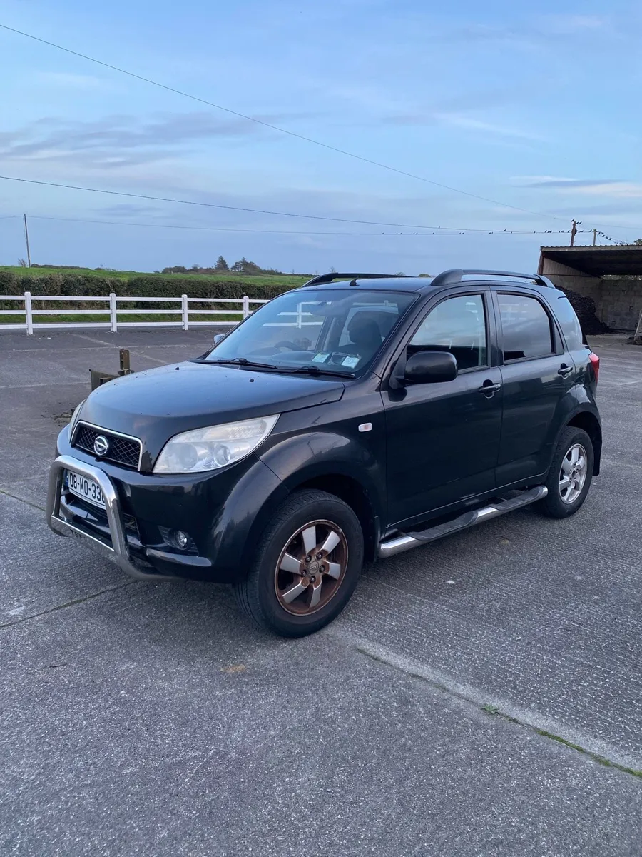 Daihatsu Terios Jeep - Image 1