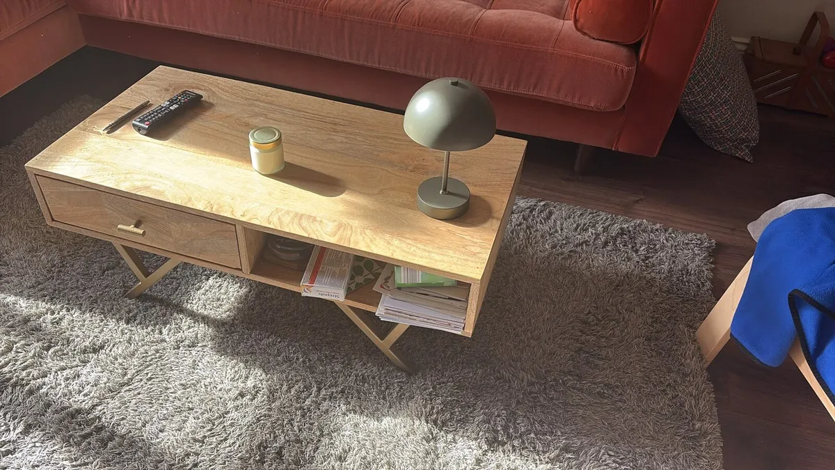 Coffee table - Image 1