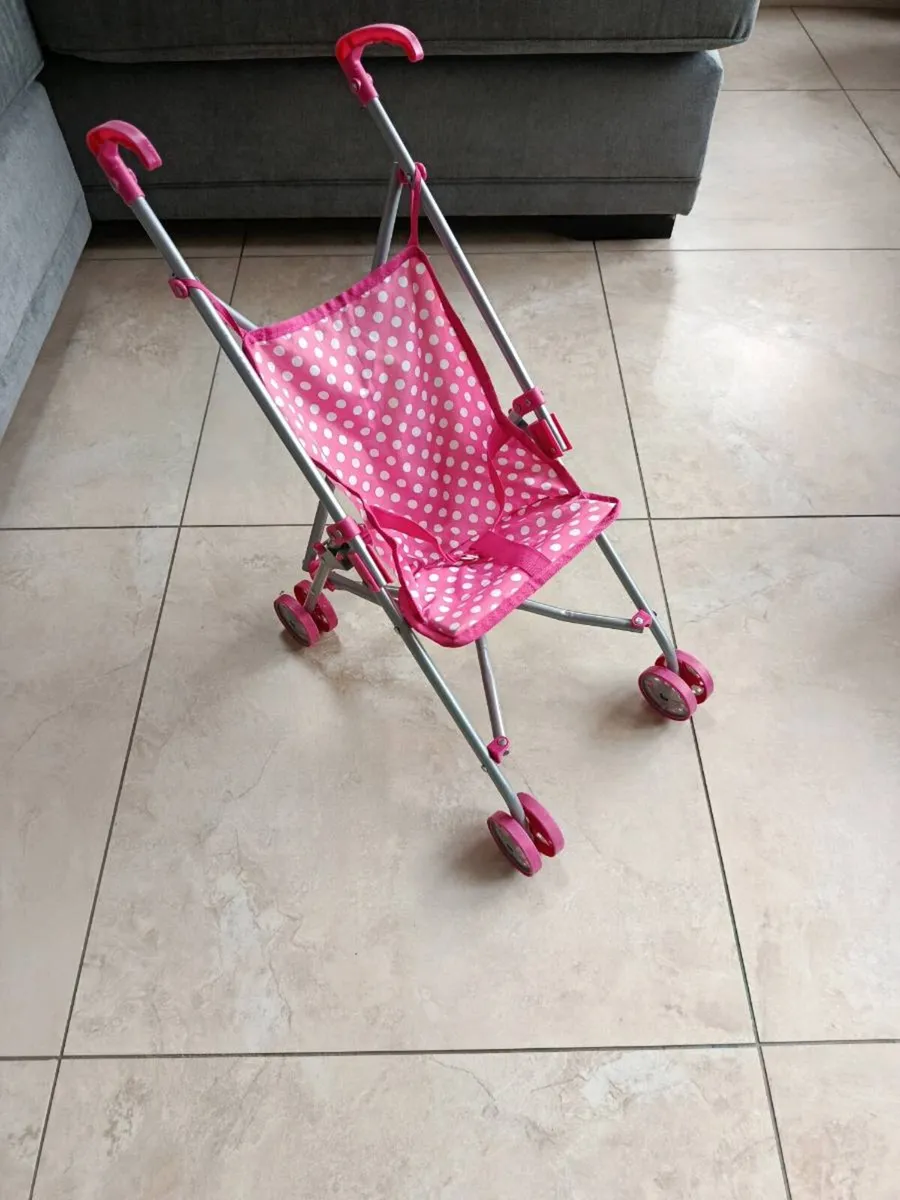 Dolls buggy - Image 1