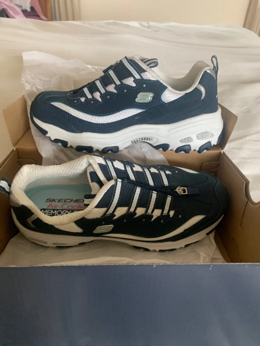 Sketchers trainers - Image 2