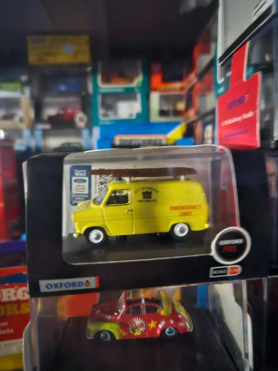 Corgi Oxford Ford Transit Van