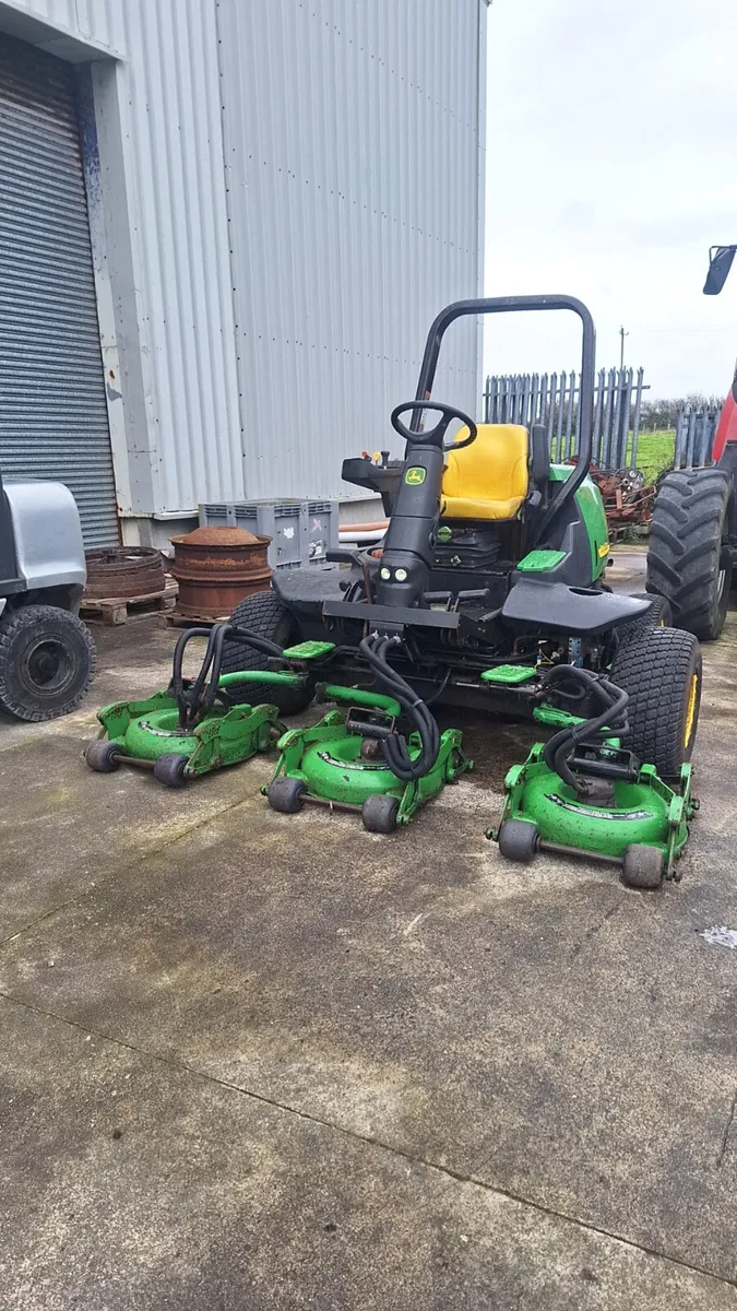 John Deere 3245C - Image 1