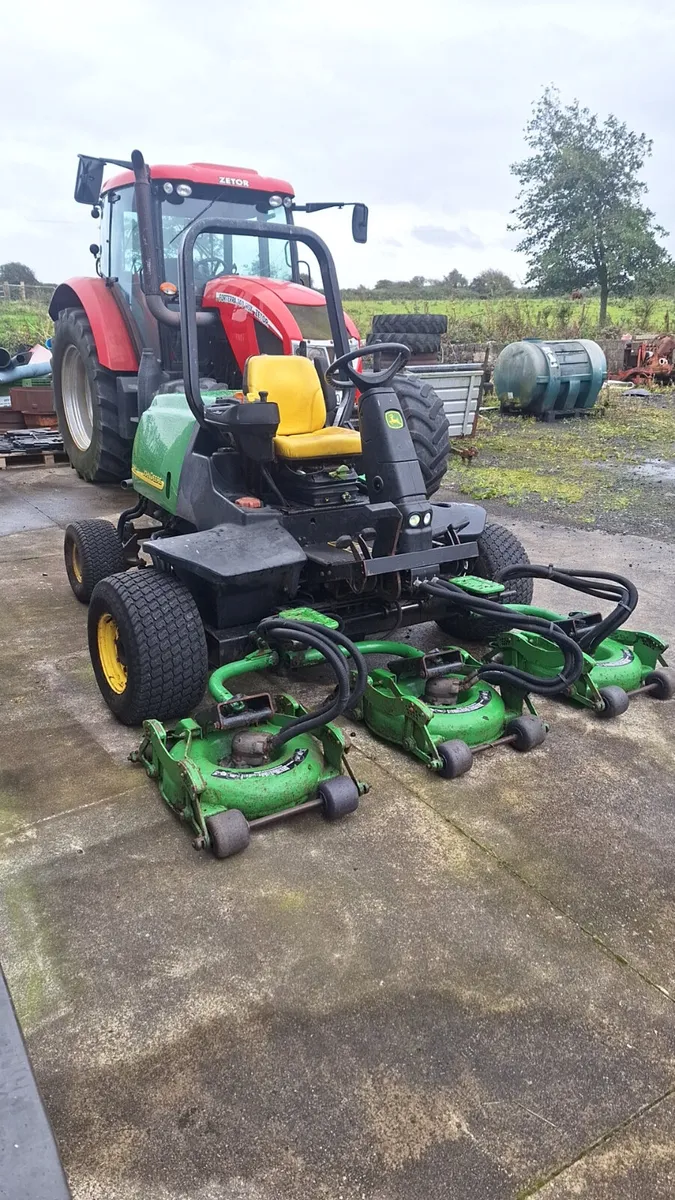 John Deere 3245C - Image 3