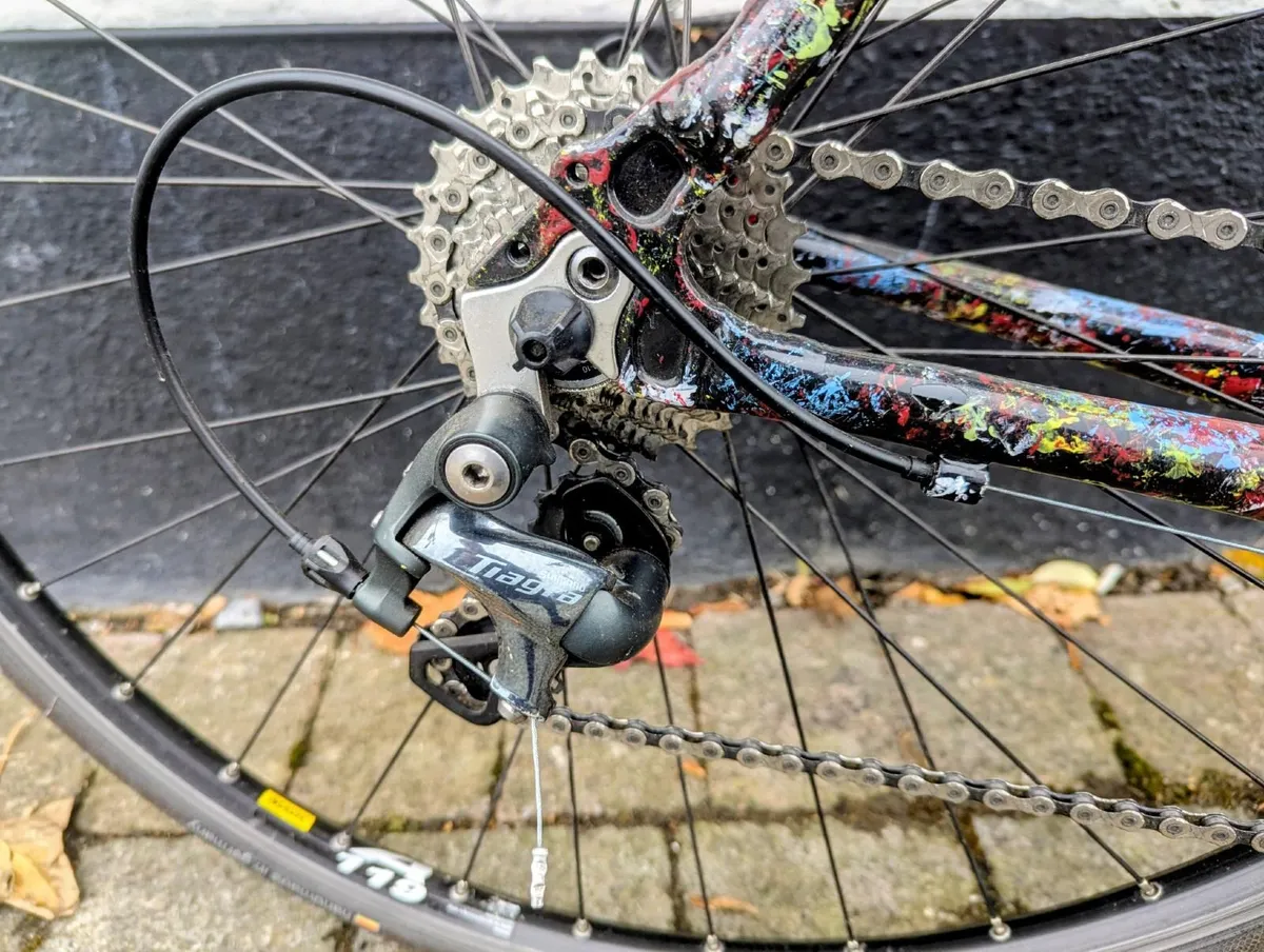 Adult Hybrid Bike - Image 4