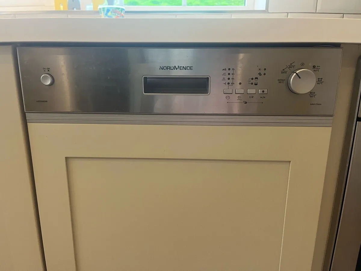 Dishwasher - Image 2