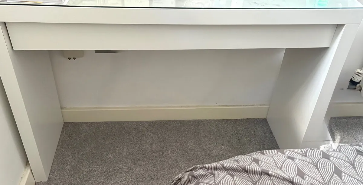 Ikea MALM dressing table - Image 2