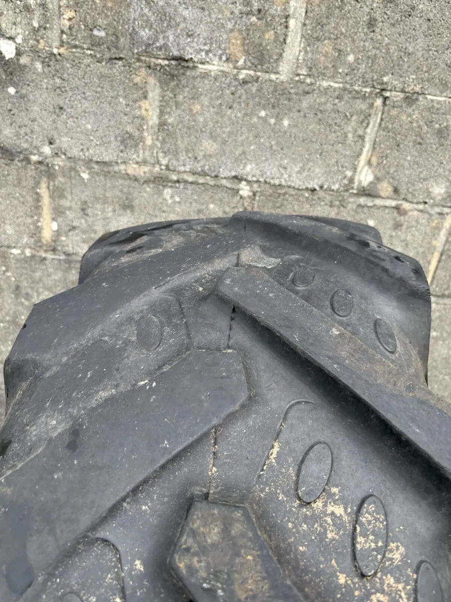 BKT 380/85R24 - Image 3