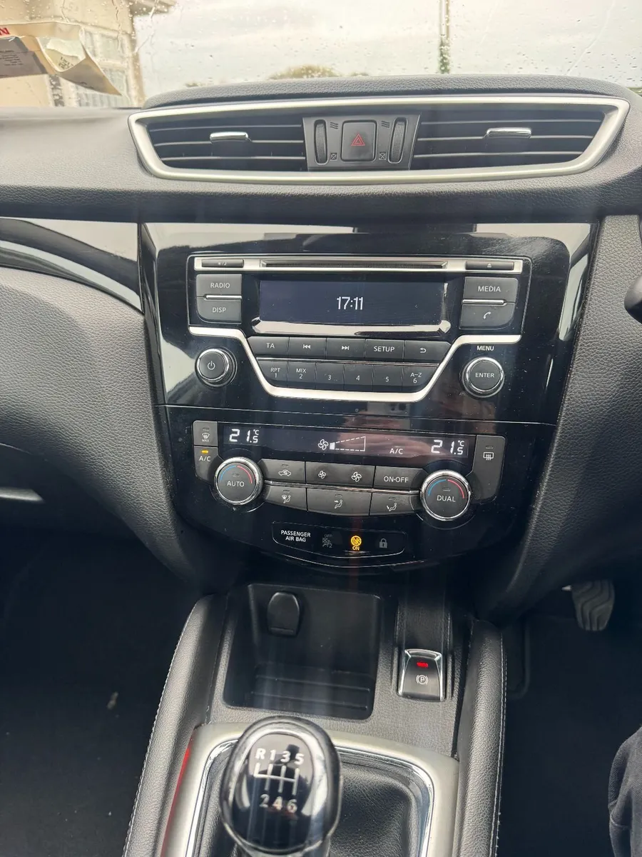 2016 Nissan Qashqai Commercial 1.5 dCi - Image 3