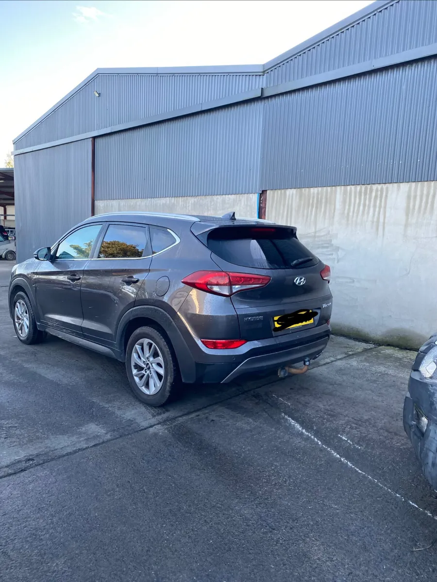 2018 Hyundai Tucson for Breaking - Image 3
