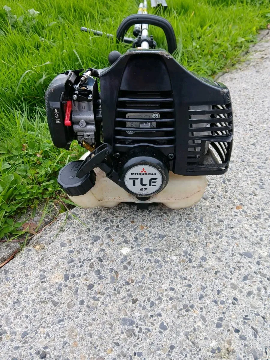 Hedge strimmer - Image 1