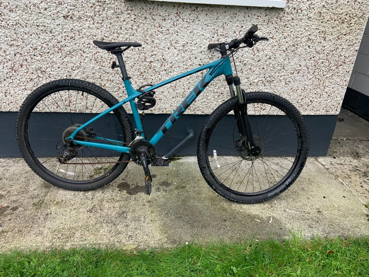 Trek Marlin 5 Bike - Image 1