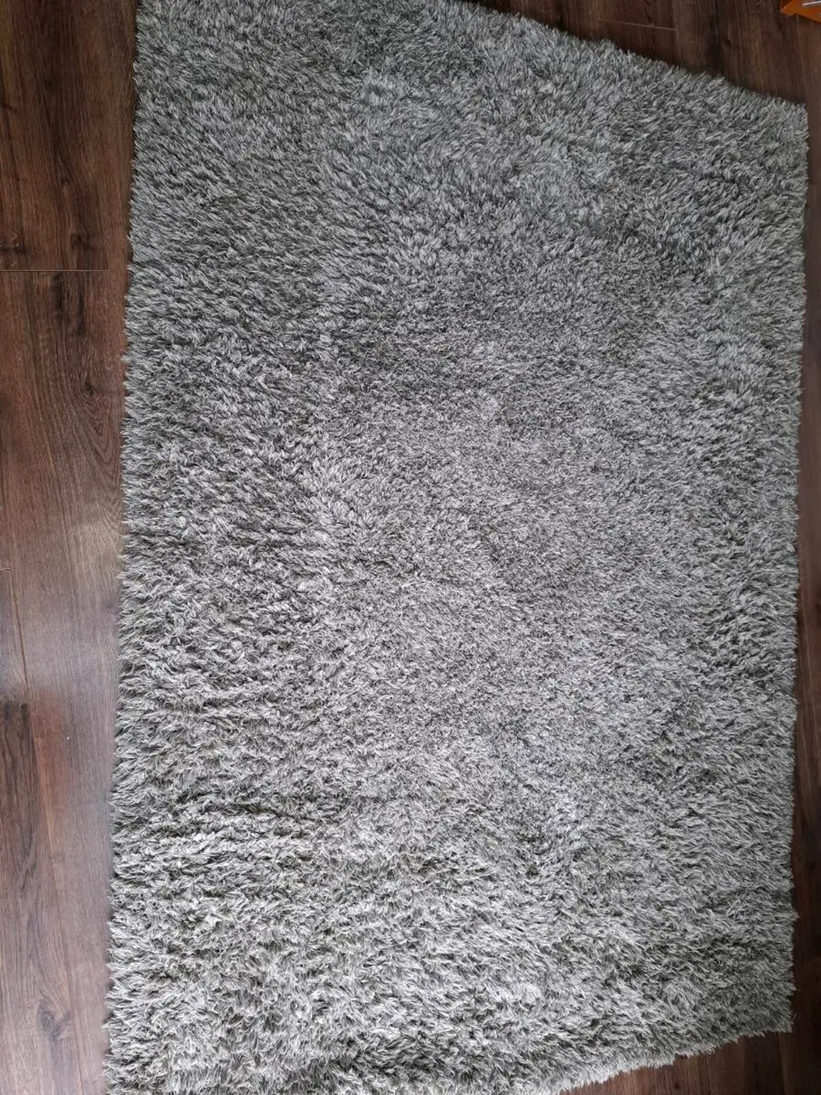 Gray shaggy rug - Image 2