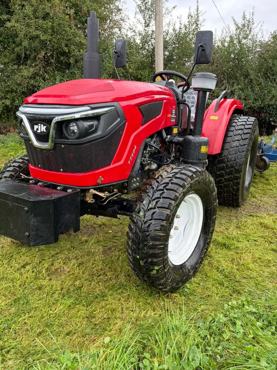 50HP Tractor  Very Low Hours  6FT Finishing Mower - Image 4