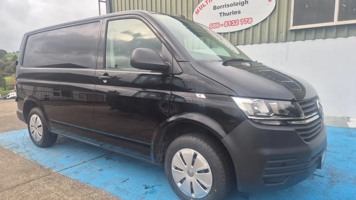 VOLKSWAGGON TRANSPORTER 2022 - Image 2