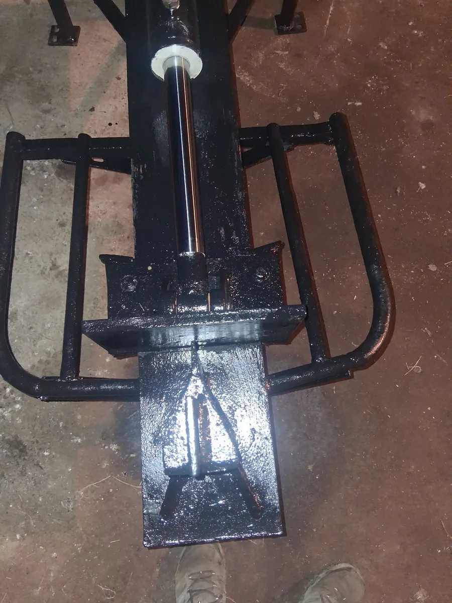 Log splitter - Image 4