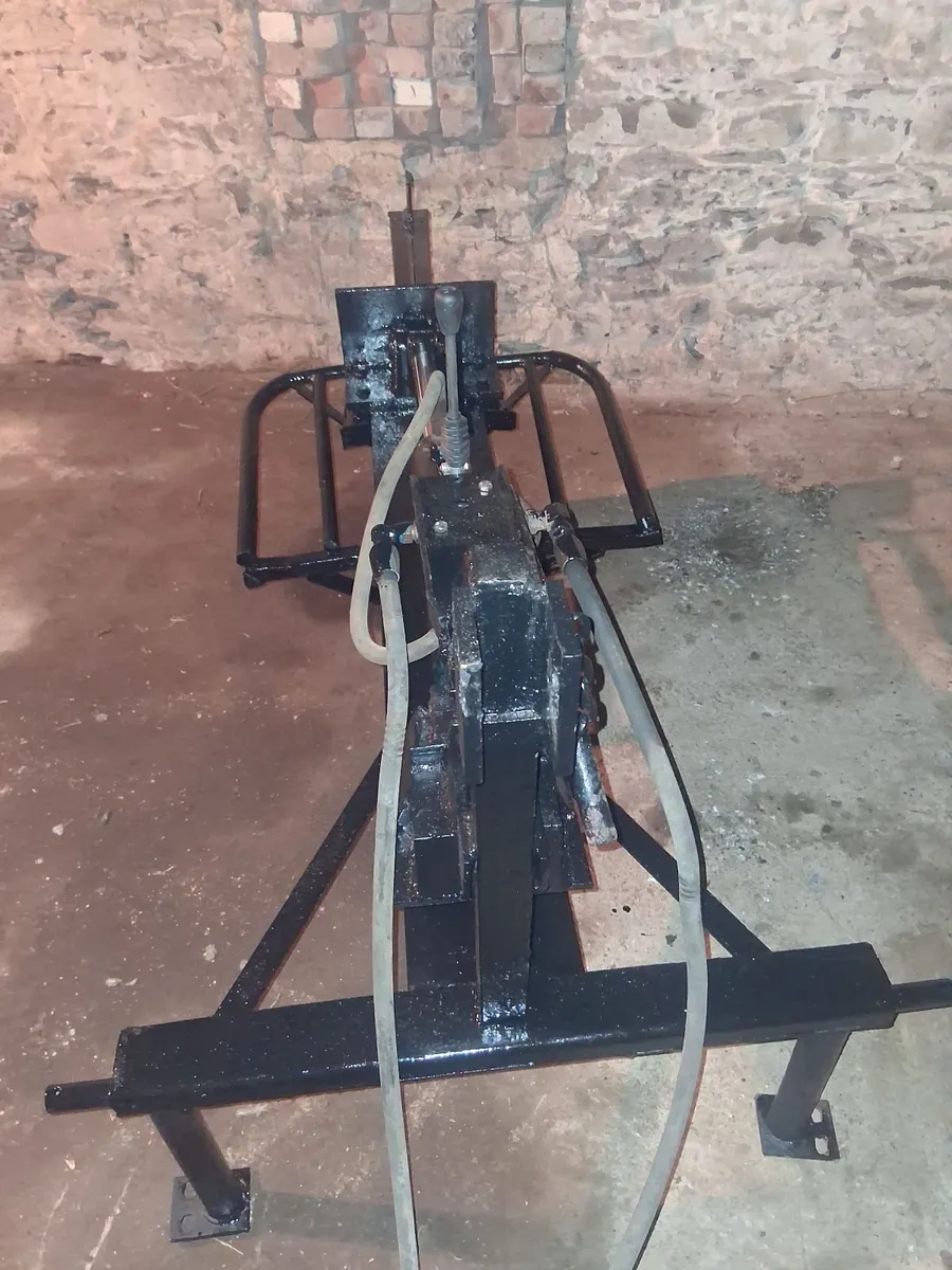 Log splitter - Image 3