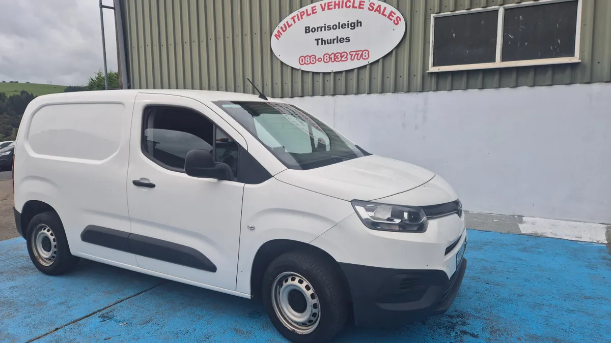 TOYOTA PROACE 1.5 CITY VAN - Image 2