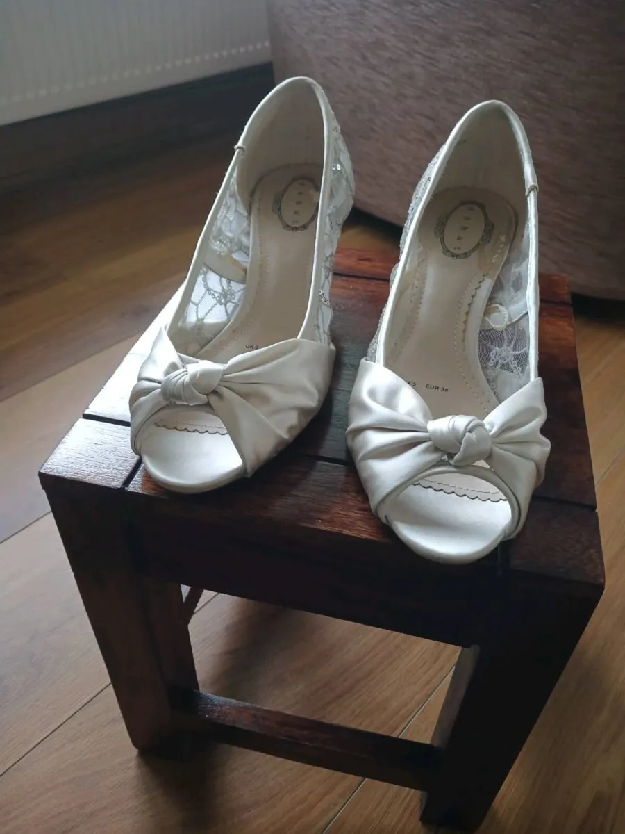 Shoes - Image 1