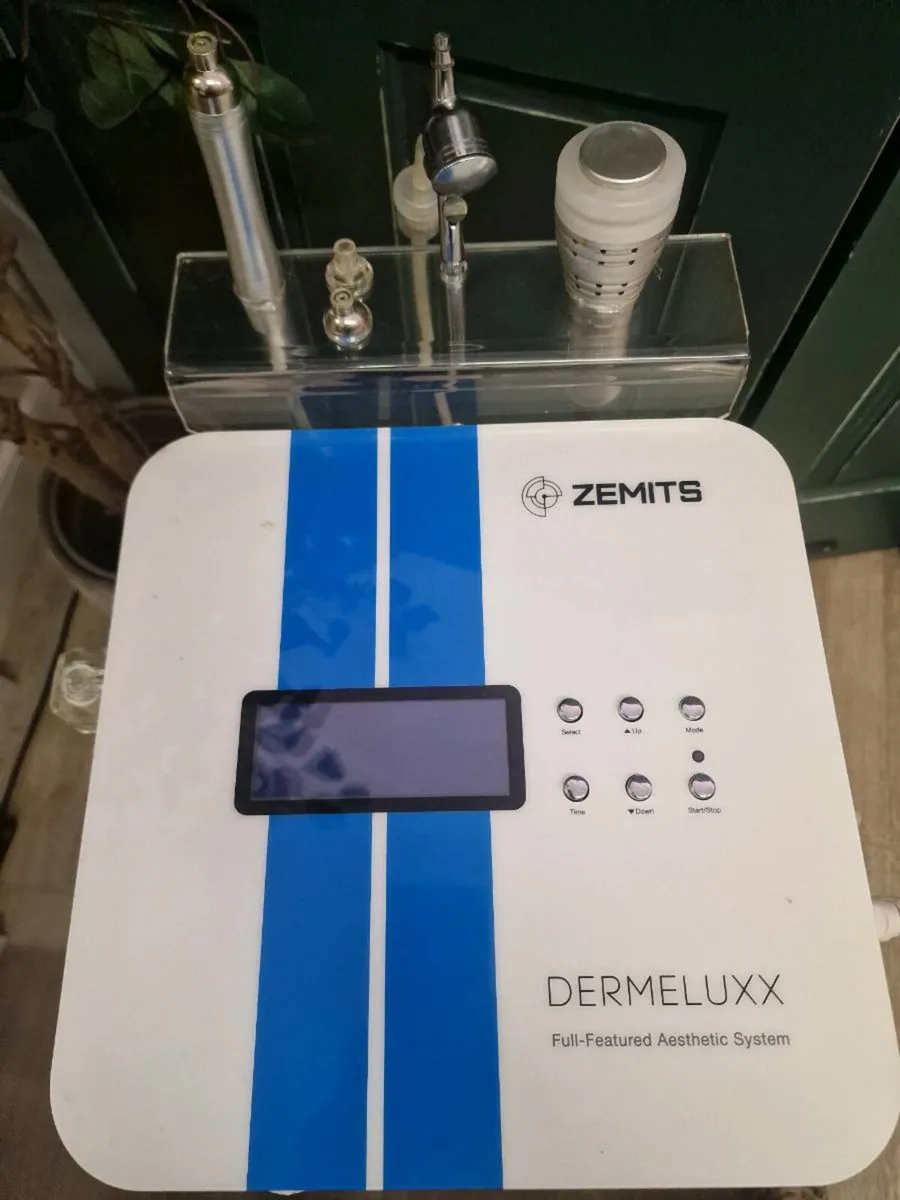 Beauty Salon Equipment - Image 1
