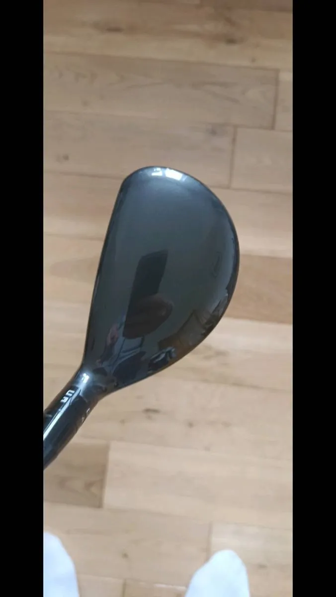 Titleist 21 degree hybrid - Image 3