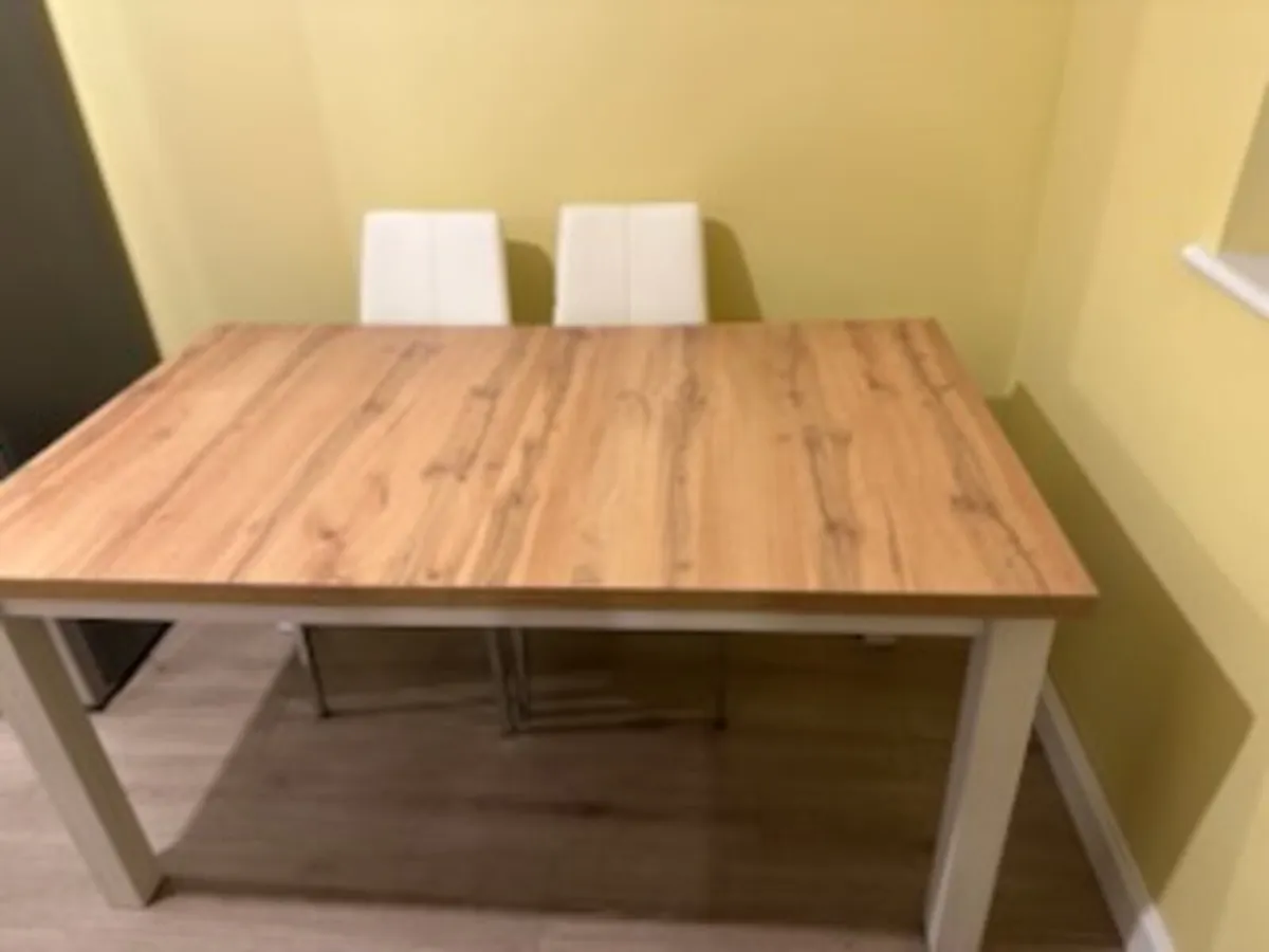 Tables and chairs - Image 2