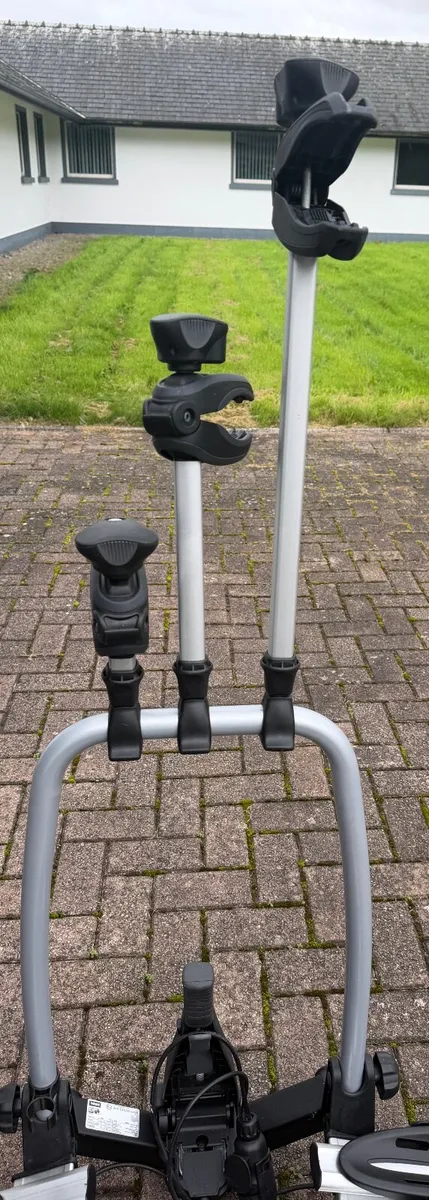 Thule Coach 276 Towbar Bike Rack – 3 Bikes - Image 4