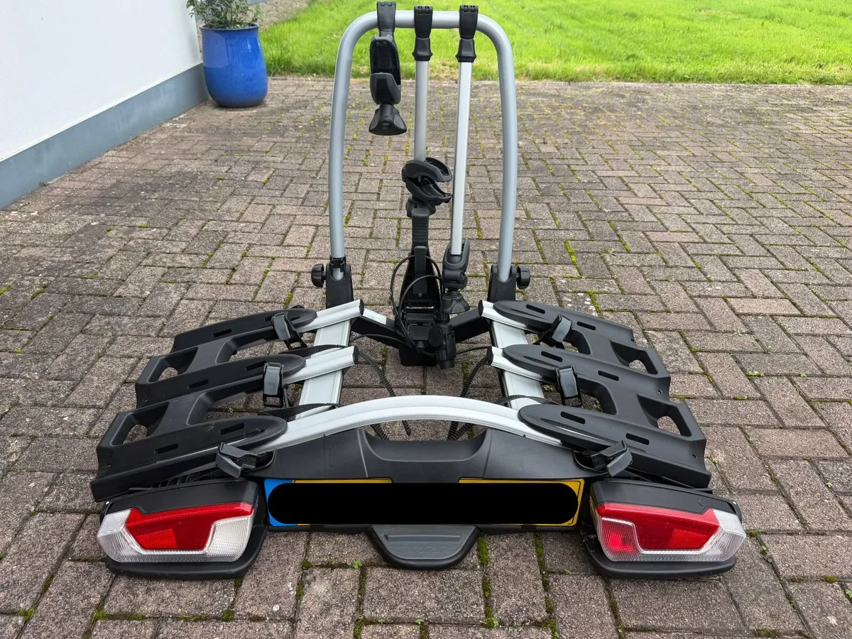 Thule Coach 276 Towbar Bike Rack – 3 Bikes - Image 1