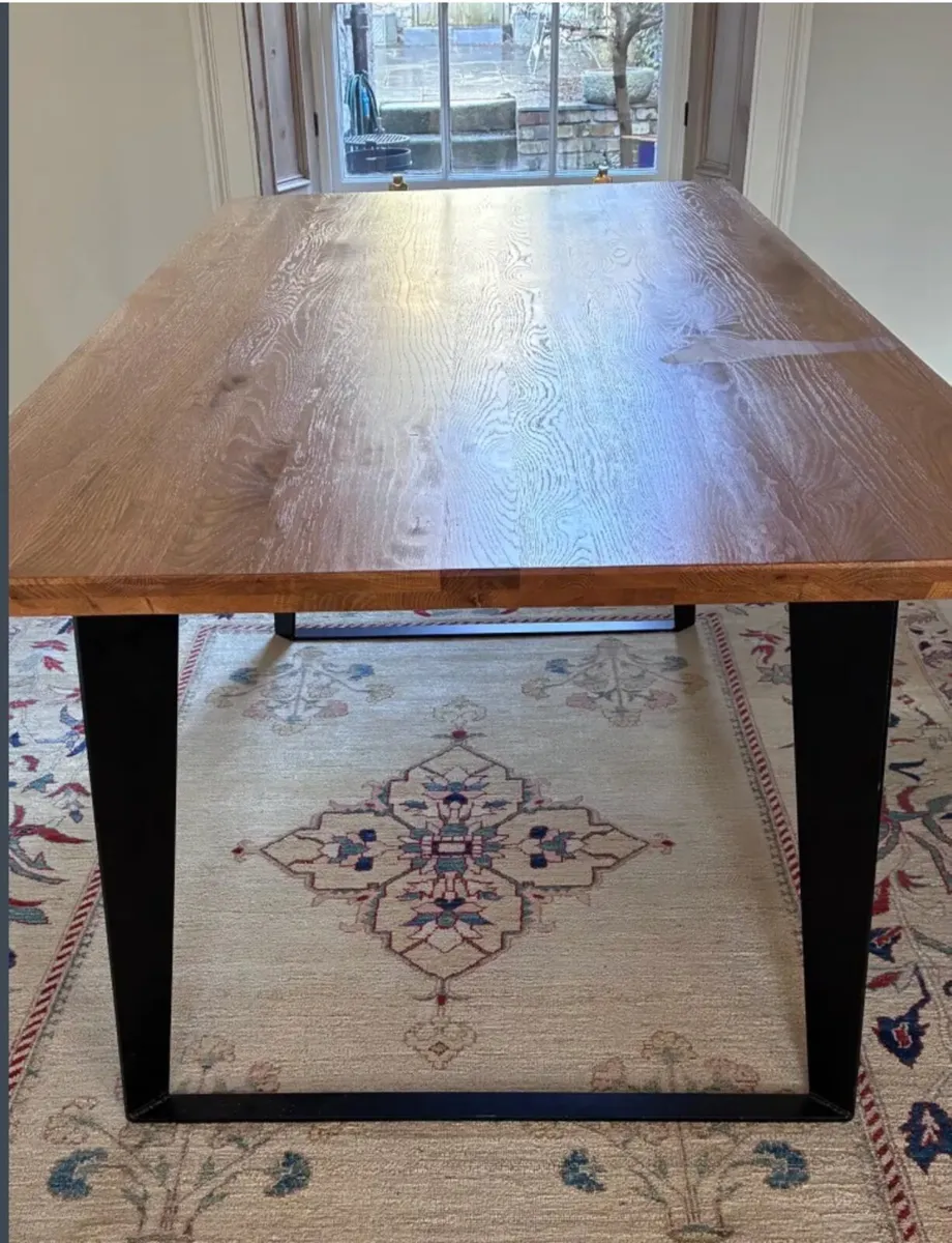 Dining table - Image 3