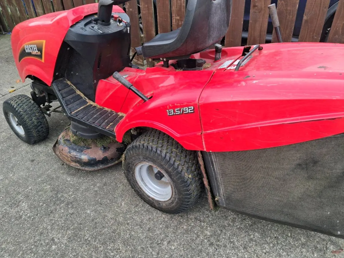 Castlegarden lawnmower - Image 2