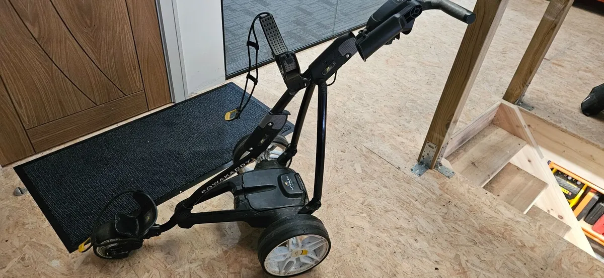 Golf equipment - Image 2
