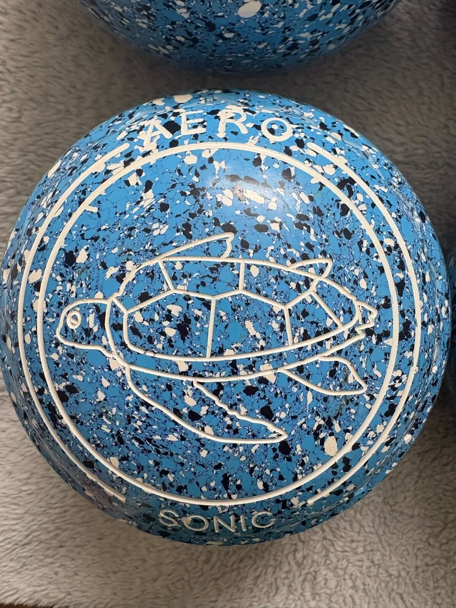 Aero Sonic Lawn Bowls - Image 2