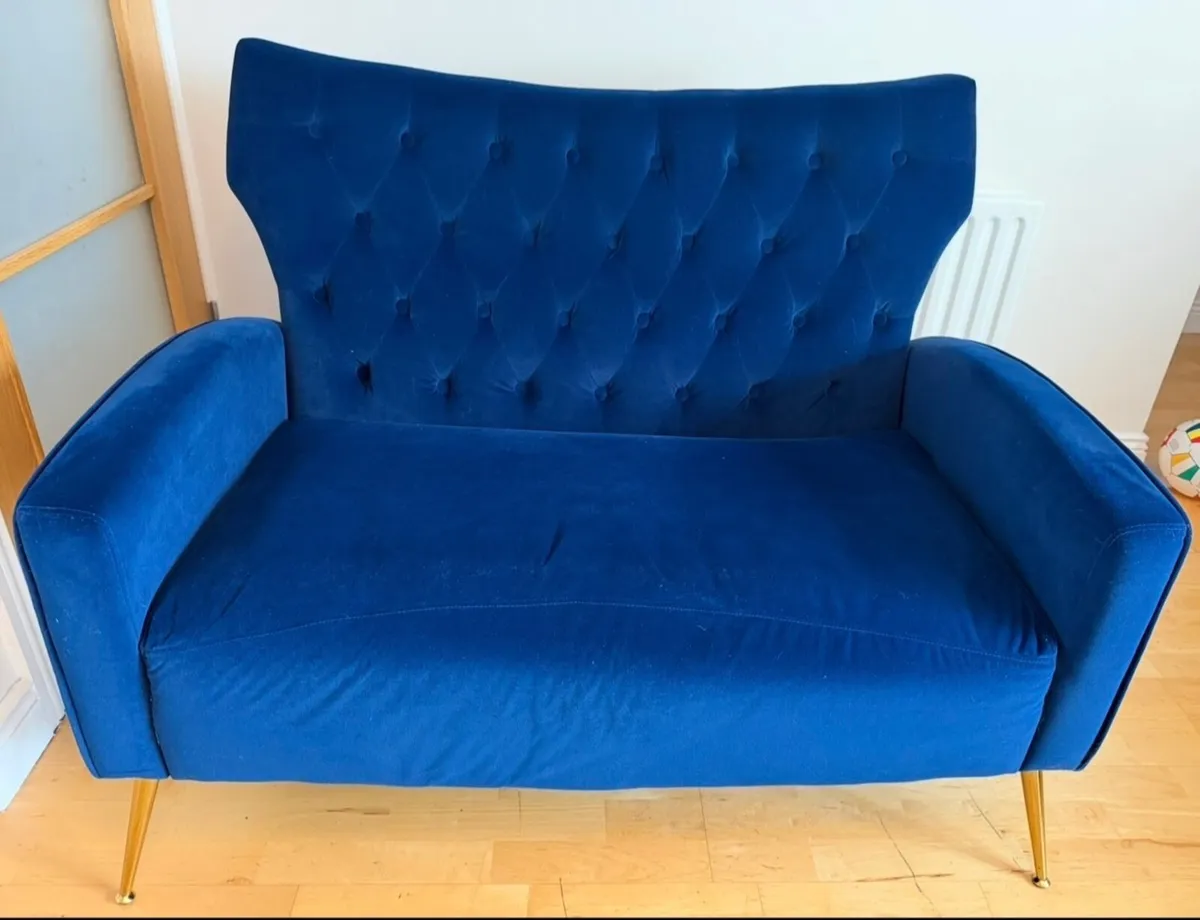 2 Seater loveseat sofa - Image 1