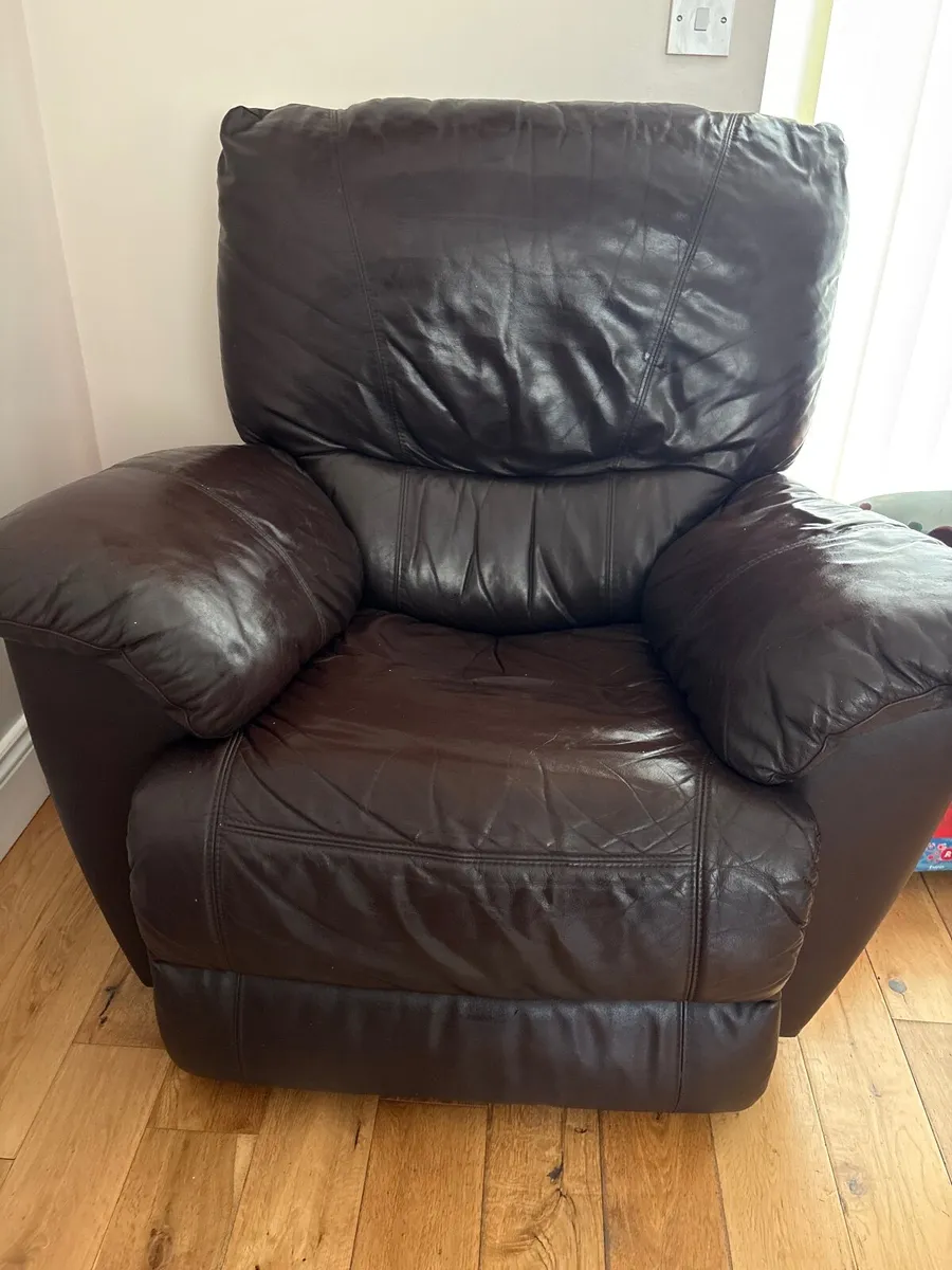 3 piece couch - Image 4