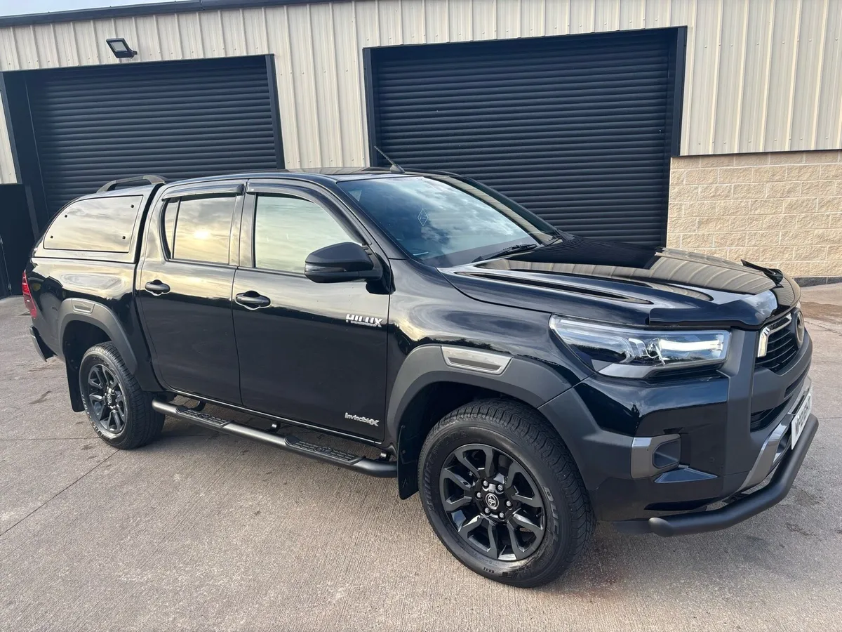 2021 TOYOTA HILUX 2.8 D4D INVINCIBLE X AUTO - Image 4
