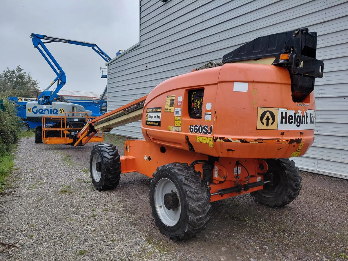 JLG 660SJ Telescopic Boom - year 2014 - Image 2