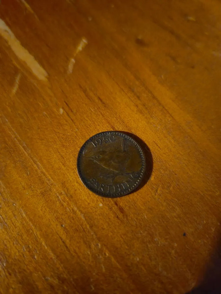 Vintage British Farthing 1950 - Image 2