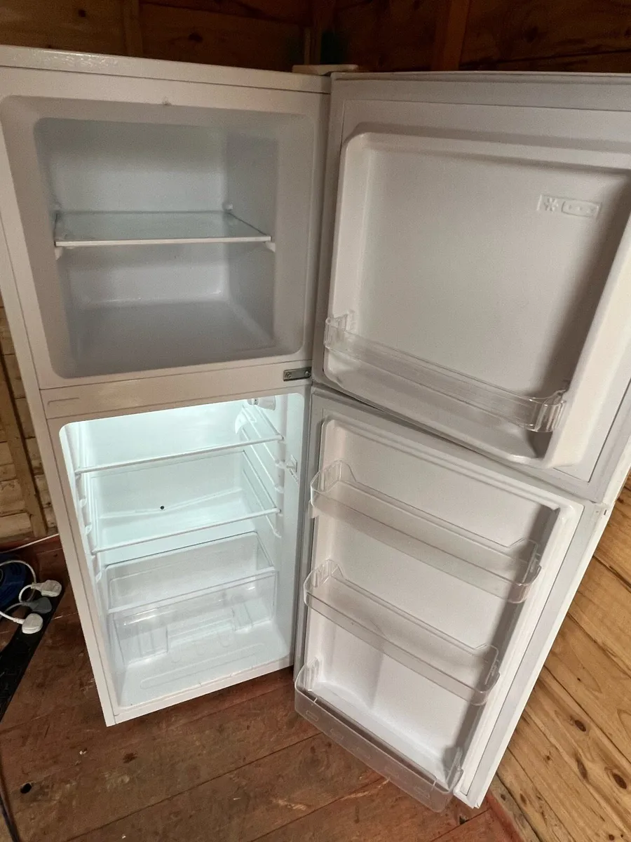 Fridge freezer - Image 4