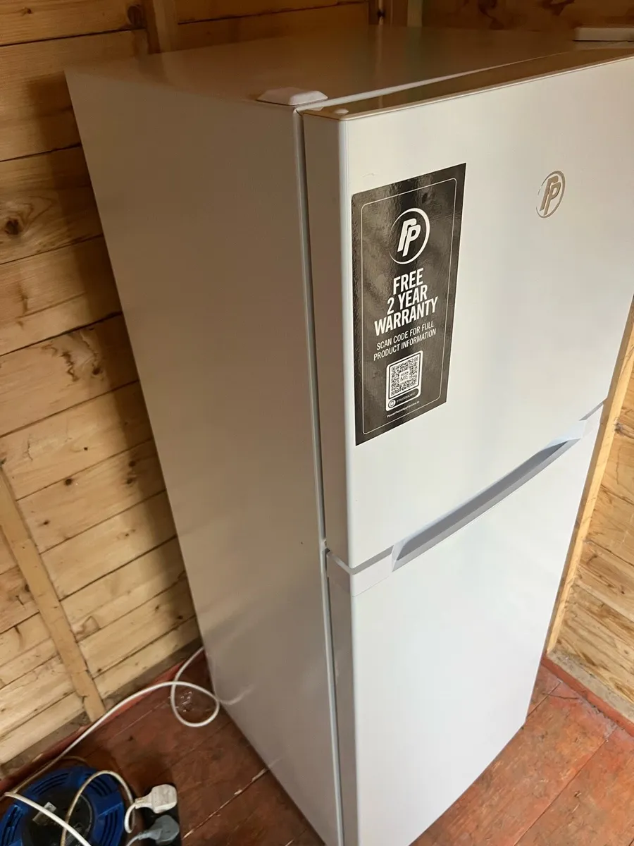 Fridge freezer - Image 2