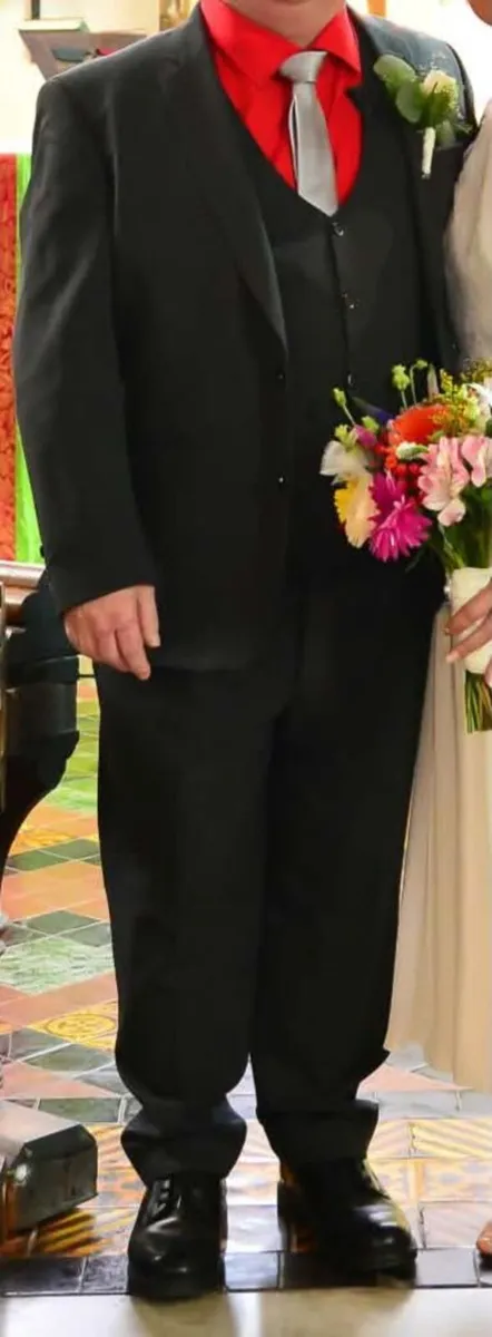 Mens suit - Image 3