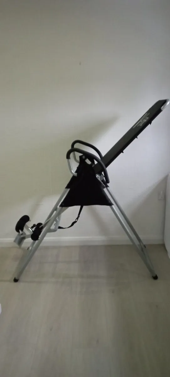 Inversion table - Image 1